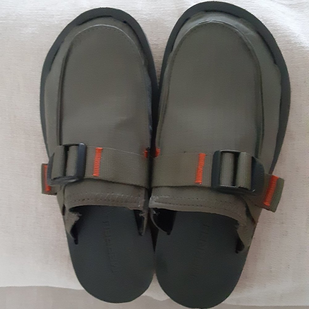 Merrell - Picture 2 of 5